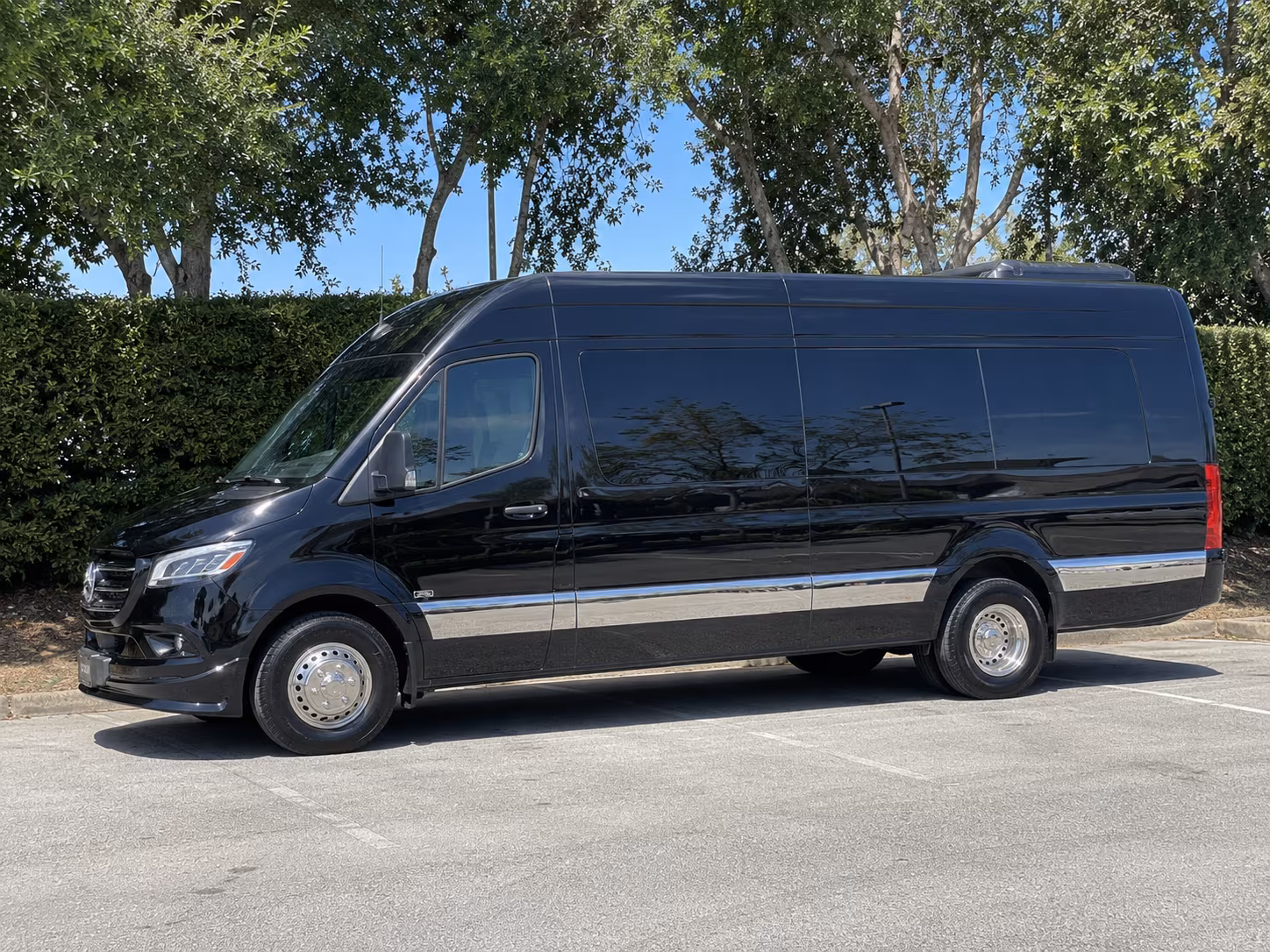 Queens Airport Shuttles & Transportation